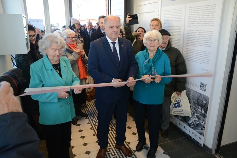 Otwarcie Muzeum Ceramiki "Tułowice poKolei"