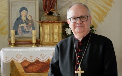 Zakończyła się hospitalizacja biskupa opolskiego
