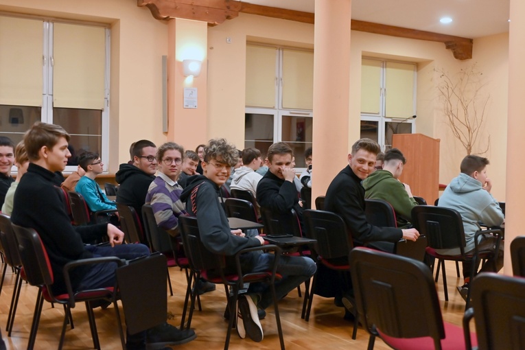 W seminarium zaczęły się rekolekcje powołaniowe