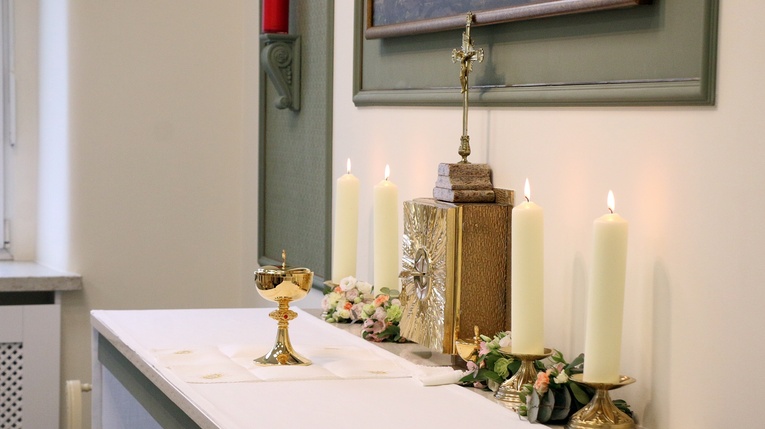 Błogosławieństwo kaplicy w Katolickim Zespole Szkolno-Przedszkolnym "Paulińska"