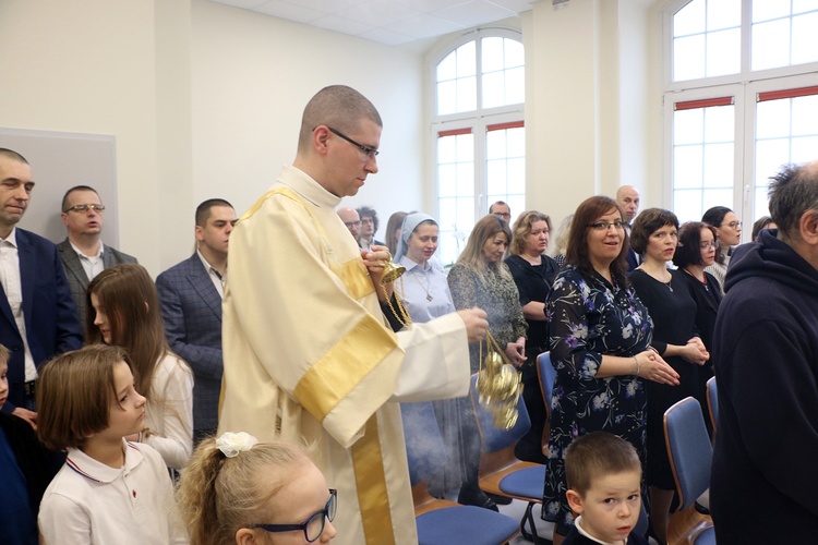 Błogosławieństwo kaplicy w Katolickim Zespole Szkolno-Przedszkolnym "Paulińska"
