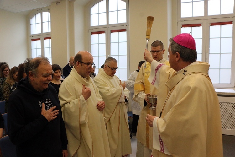 Błogosławieństwo kaplicy w Katolickim Zespole Szkolno-Przedszkolnym "Paulińska"