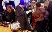 Ebenezer Scrooge i inni - nauczyciele bielskiego gastronoma na scenie