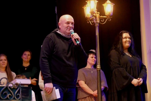 Ebenezer Scrooge i inni - nauczyciele bielskiego gastronoma na scenie