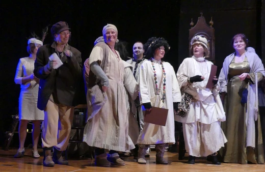 Ebenezer Scrooge i inni - nauczyciele bielskiego gastronoma na scenie