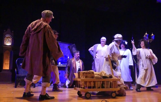 Ebenezer Scrooge i inni - nauczyciele bielskiego gastronoma na scenie