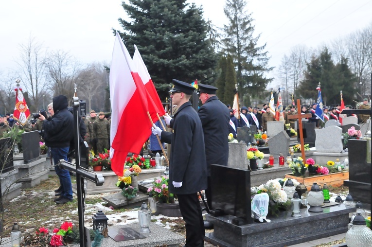 Uroczystości pogrzebowe prof. Wojciecha Narębskiego (1925-2023). Cmentarz Grębałów