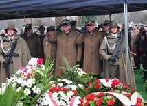 Uroczystości pogrzebowe prof. Wojciecha Narębskiego (1925-2023). Cmentarz Grębałów