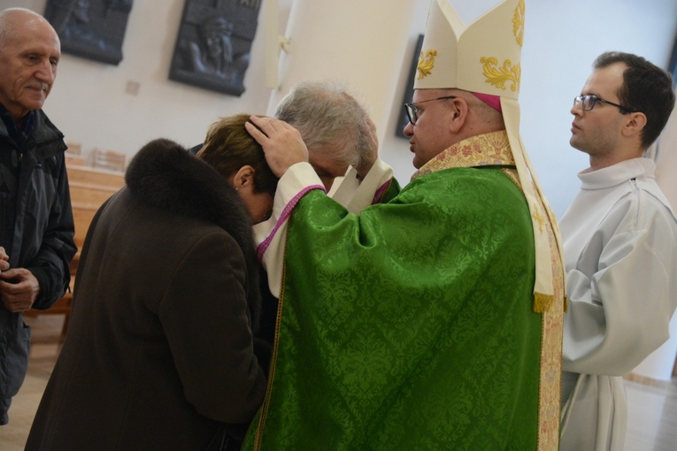 Msza św. z odnowieniem przyrzeczeń małżeńskich