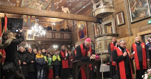 Abp Galbas w odpust św. Walentego: Ten dzień jest okazją do modlitwy o zakochanie i trwanie w zakochaniu
