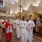 Biskup odwiedził chorych w domach