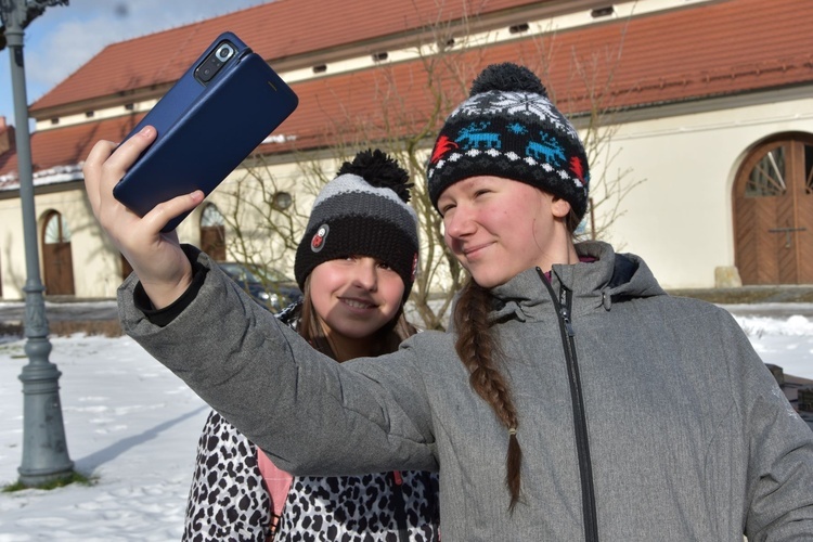 Pierwsze dni zimowiska z ks. Marcinem Zawadą