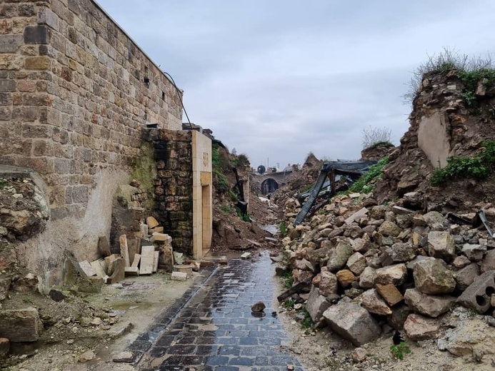 Potężne trzesienie ziemi w Turcji i Syrii