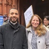 Anglia: Sądowe zwycięstwo księdza - obrońcy życia i wolności słowa