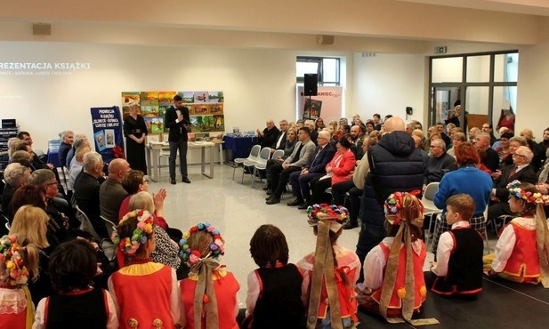 Książkę napisali mieszkańcy dla mieszkańców