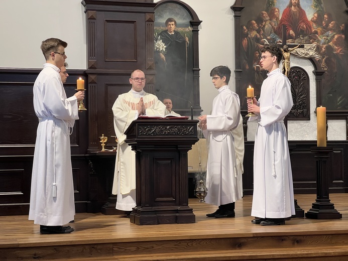 Wyższe Śląskie Seminarium Duchowne. Obłóczny alumnów III roku