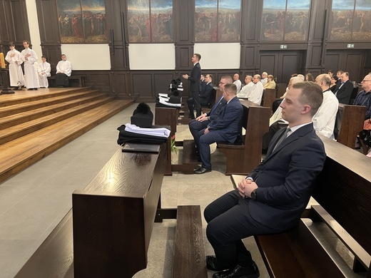 Wyższe Śląskie Seminarium Duchowne. Obłóczny alumnów III roku