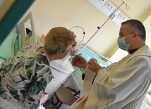 ▲	Wiele osób zdecydowało się przyjąć tego dnia Komunię Świętą.