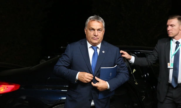 Węgry: Orban poprosił partię o poparcie akcesji Finlandii i Szwecji do NATO