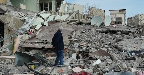 Bank Światowy: trzęsienia ziemi spowodowały w Turcji szkody w wysokości 34,2 mld USD