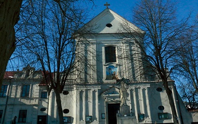 	Barokowa świątynia w Lubartowie.  