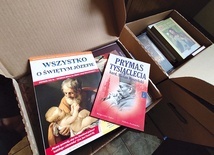 ▲	Wartościowa książka to dobry podarunek dla siebie samego na okres pokutny. 