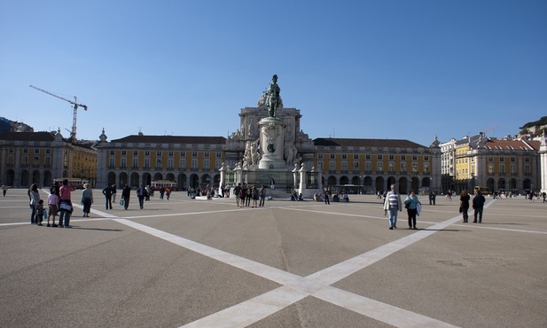 Portugalia: Komisja ds. pedofilii w Kościele przygotowała listę około 100 domniemanych agresorów