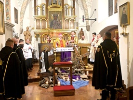 Rocznicowej Eucharystii przewodniczył  bp Krzysztof Nitkiewicz.