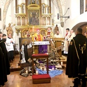 Rocznicowej Eucharystii przewodniczył  bp Krzysztof Nitkiewicz.
