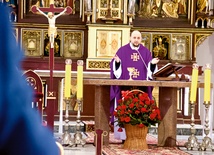 Modlitwie przewodniczył  ks. Piotr Nowak.