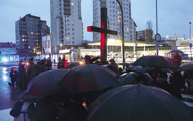	Droga Krzyżowa ulicami Katowic 2022.