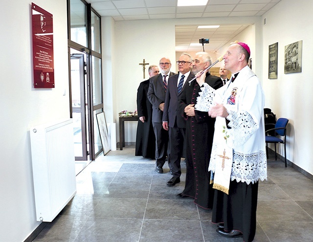 ▲	Budynek poświęcił bp Marek Solarczyk.