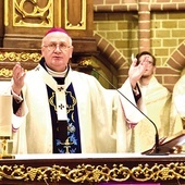 	Arcybiskup Górzyński zachęcał do odczytywania  woli Pana w swoim życiu.