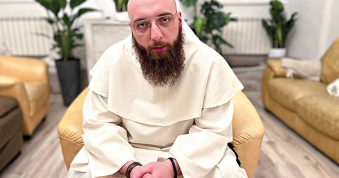 ▲	– Moje życie ma sens, ponieważ dał mi je  Pan Bóg – mówi paulin.