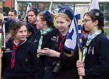 	Gromady wilczków i harcerzy przybyły do Słupska, by modlić się, formować i grać.