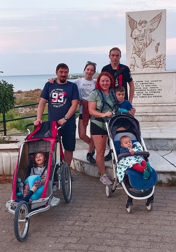 ▲	Rodzina Sadlików w komplecie.