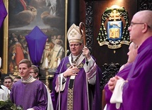 ▲	Uroczystą Eucharystię sprawowano w archikatedrze oliwskiej.