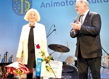 ▲	Lucyna Mizera otrzymała nagrodę za działalność kulturalną.