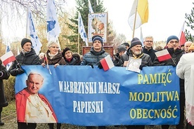 Ulicami Wałbrzycha przeszedł I Marsz Papieski. 