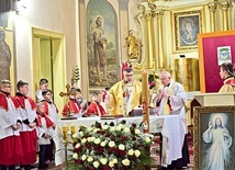 Wydarzenie rozpoczęło się Mszą św. pod przewodnictwem  bp. Wojciecha Osiala.