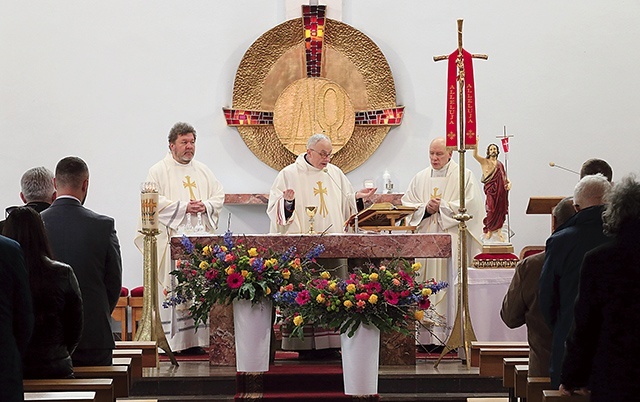 ▲	Uroczystości rozpoczęła Msza Święta pod przewodnictwem biskupa Jacka Jezierskiego.
