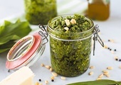 Pesto z czosnku niedźwiedziego