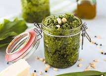 Pesto z czosnku niedźwiedziego