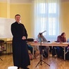 Ks. Mirosław Rakoczy mówił o wielkiej wartości osobistego świadectwa.