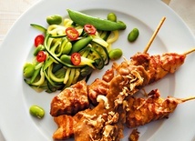 Szaszłyki w sosie satay