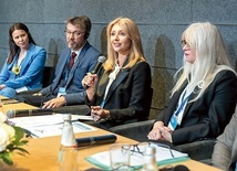 ▲	Beata Piskorska podczas konferencji organizowanej w CSK.