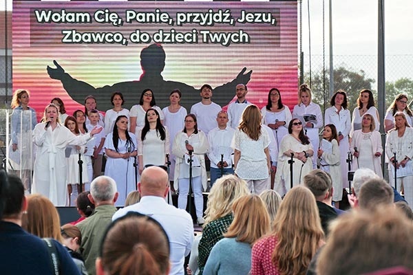 Wydarzenie odbędzie się na boisku SALOS przy ul. Bukowej 7.