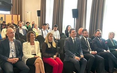 Biznesowe spotkanie w Hutniku.