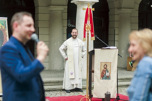 Wspólnotom towarzyszył o. Rafał Kwiecień z parafii św. Józefa w Świdnicy.