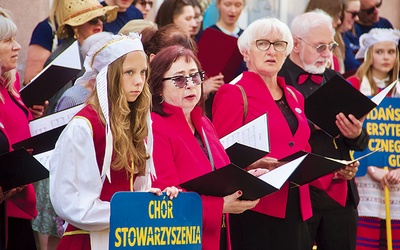 W konkursie wzięło udział siedem chórów.